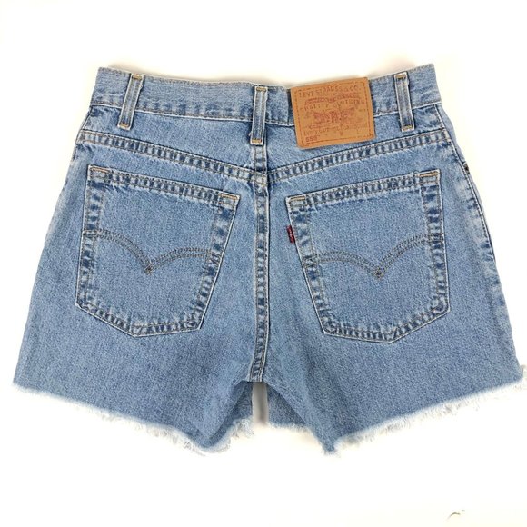 Vintage 90’s Made in USA Levi’s 555 Denim Shorts